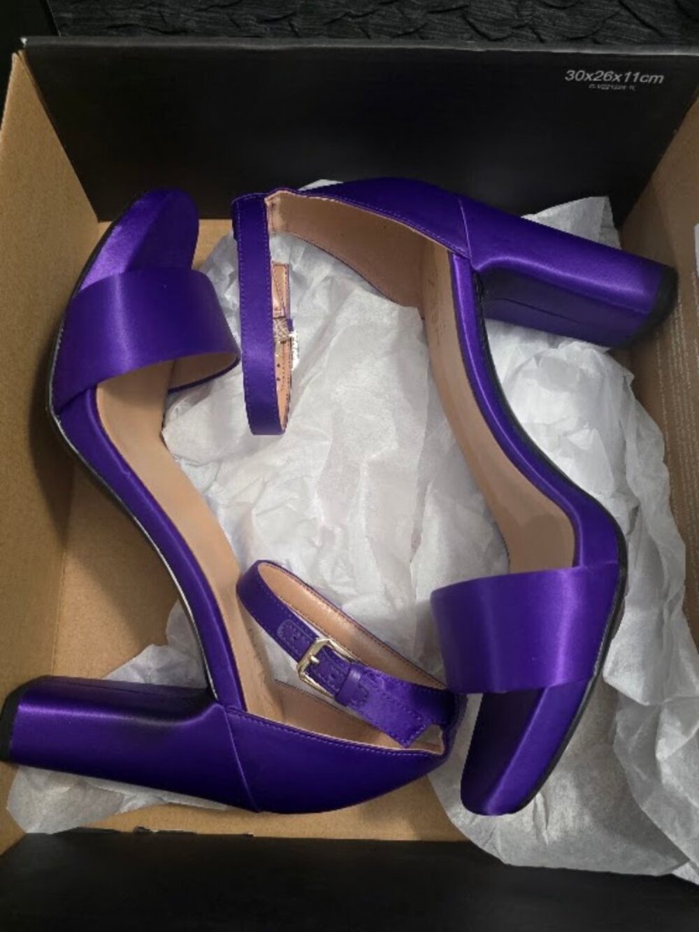 Women 9W Purple Satin Block Heel Ankle Strap Sandals Naturalizer Joy